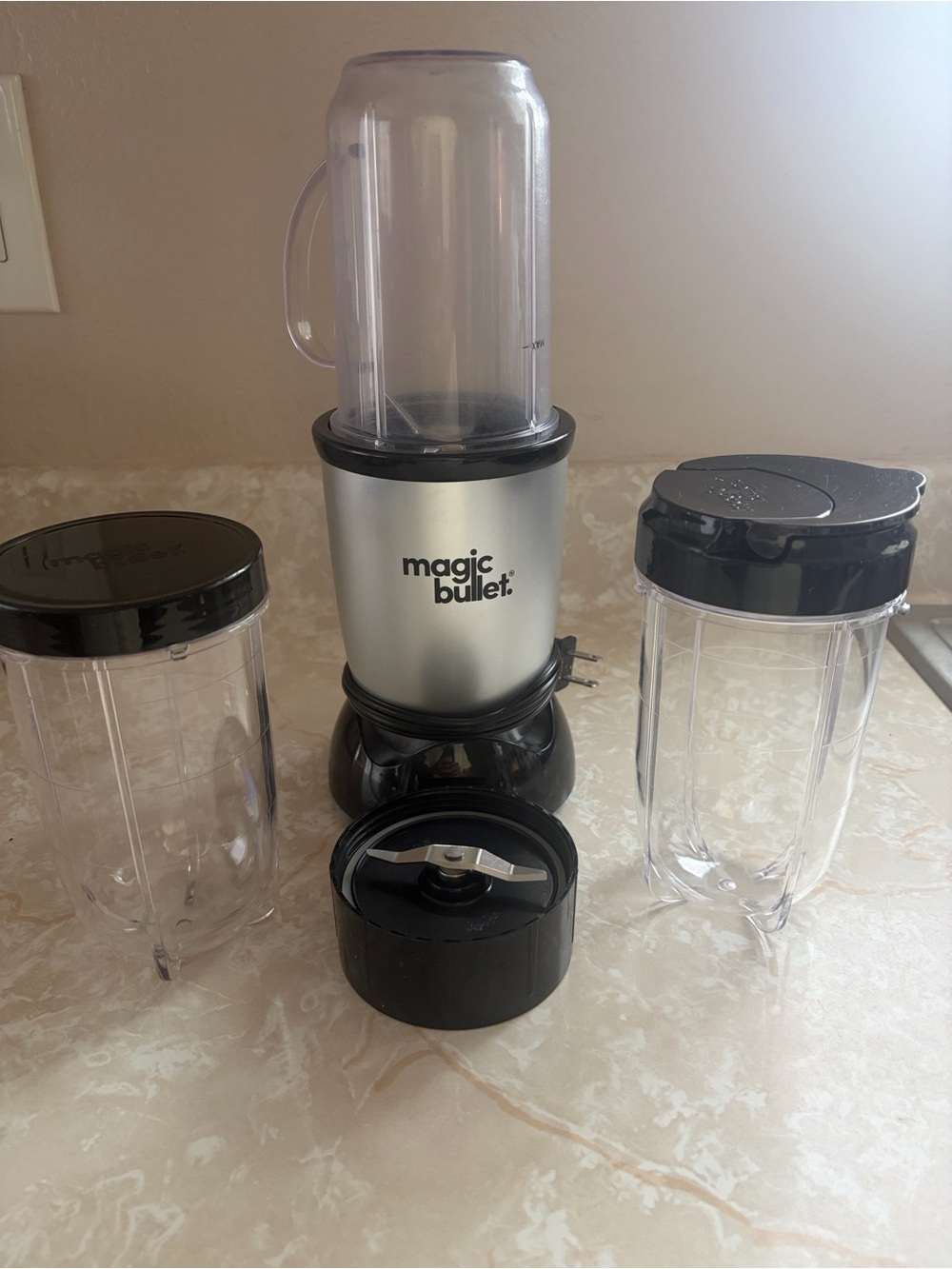 Magic Bullet Personal Blender - Silver with Clear Cups